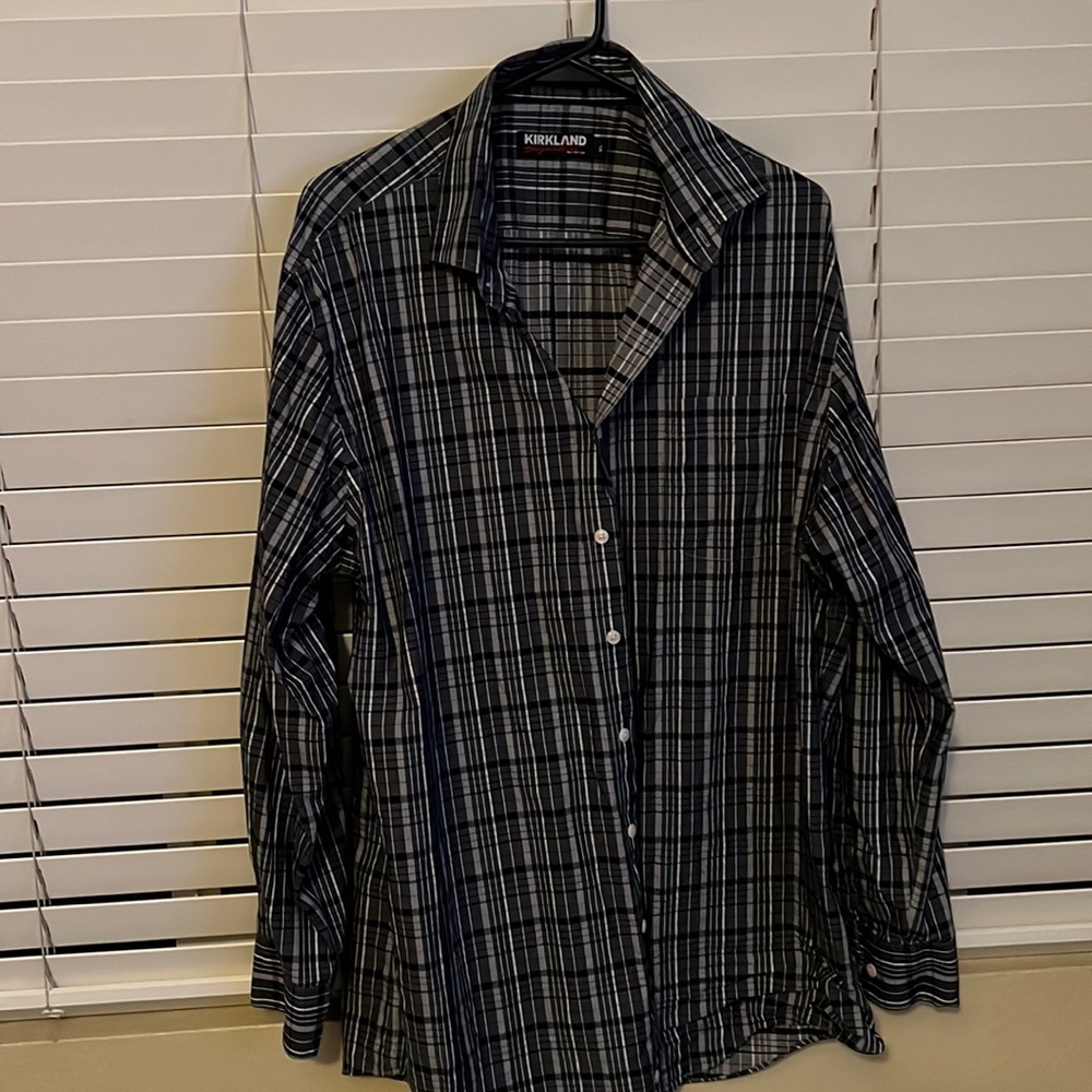 Men’s dress shirt